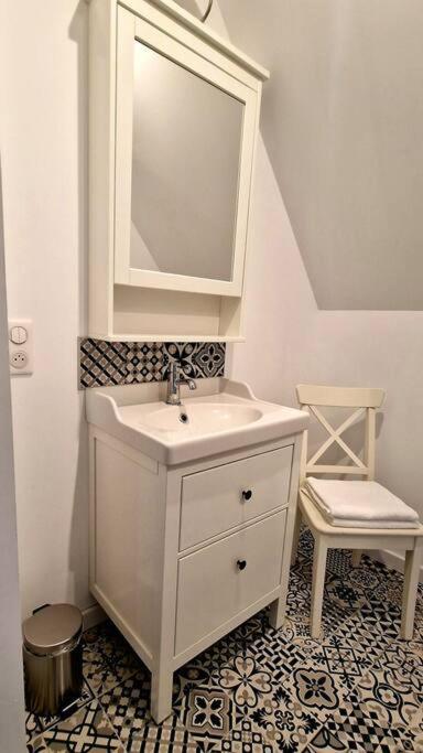 Appartement Charmant Et Spacieux โอแซร์ ภายนอก รูปภาพ