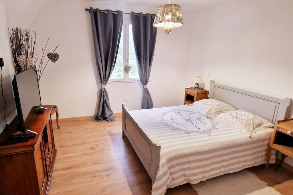 Appartement Charmant Et Spacieux โอแซร์ ภายนอก รูปภาพ